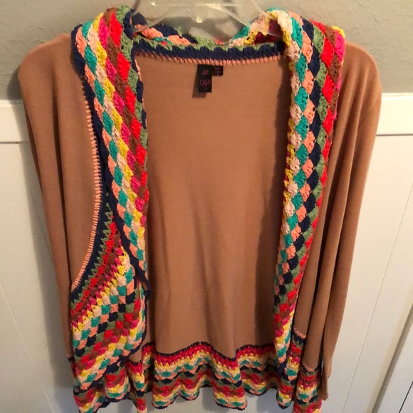 Si small embroidered cardigan. NWOT - Picture 3 of 4